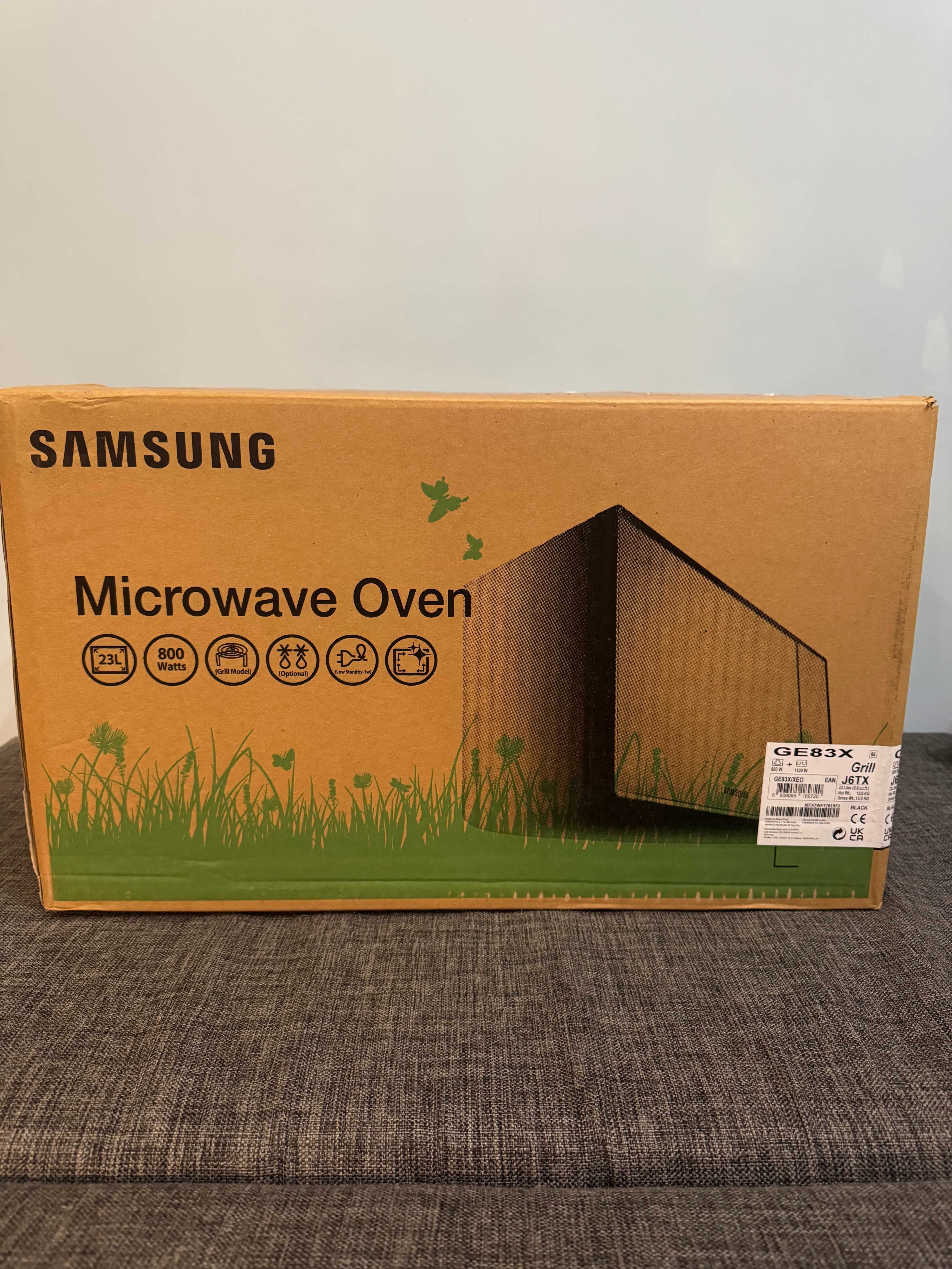 Kuchenka mikrofalowa SAMSUNG GE83X 800W