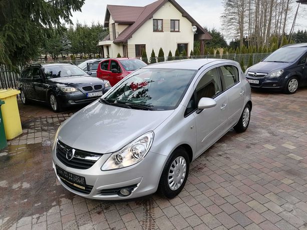 // Opel Corsa // 1.2 benzyna 80 km//