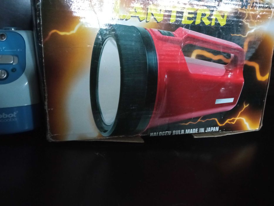 Фонари автомобильные для кемпинга на 12, 8 и 4 вольт. Аккумуляторы 6v.