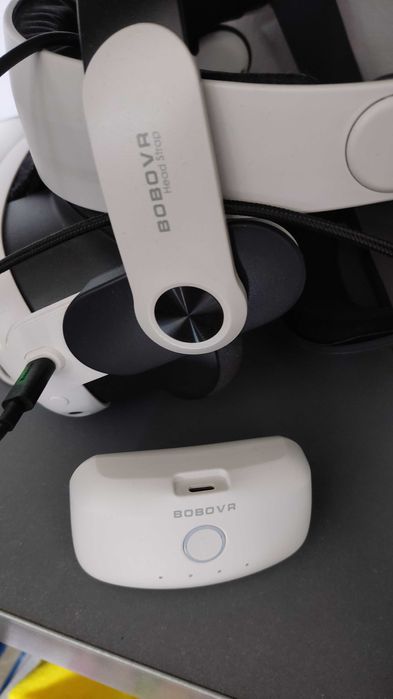 Gogle VR Meta Quest 3 Oculus 128GB + BOBOVR M3 PRO pasek jak nowe
