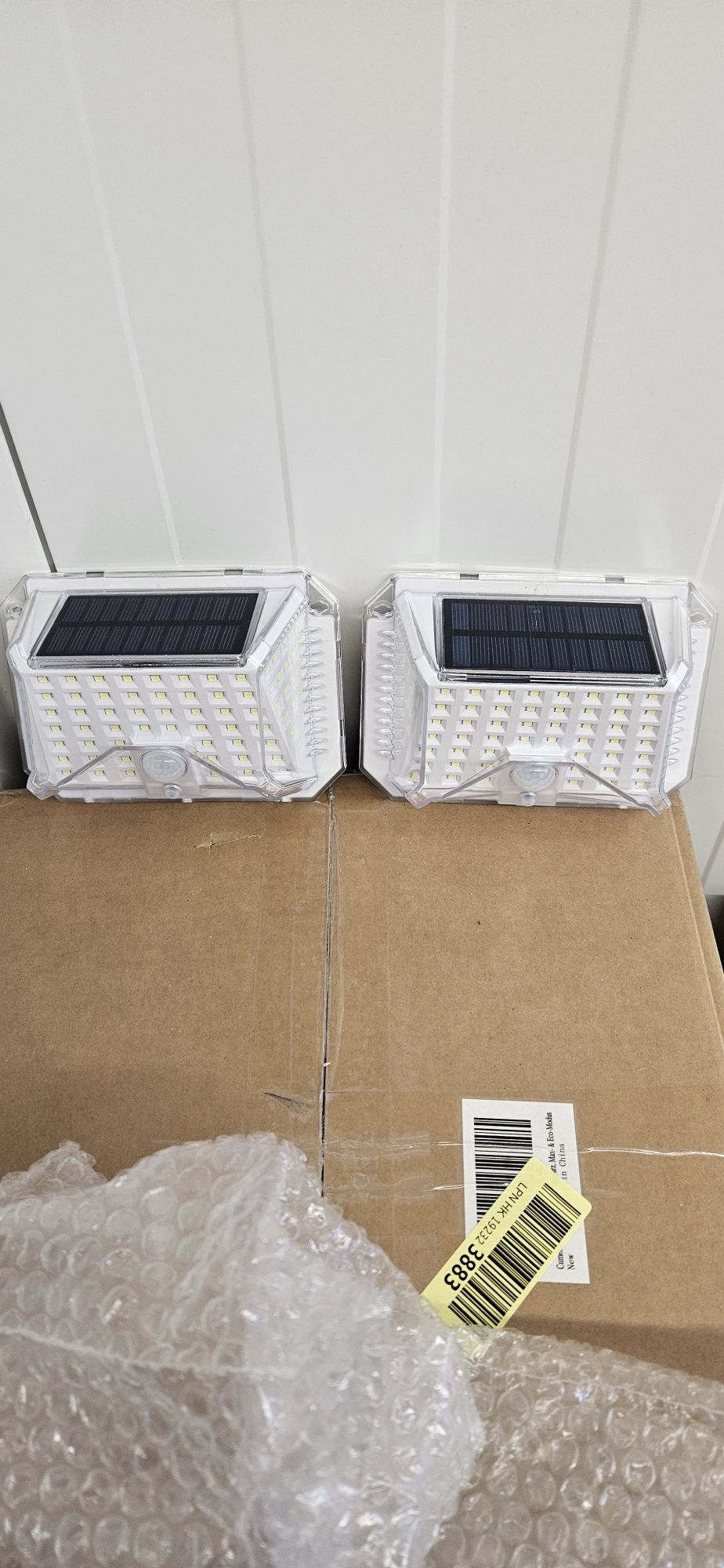 Lampy solarne do mocowania na sciane
