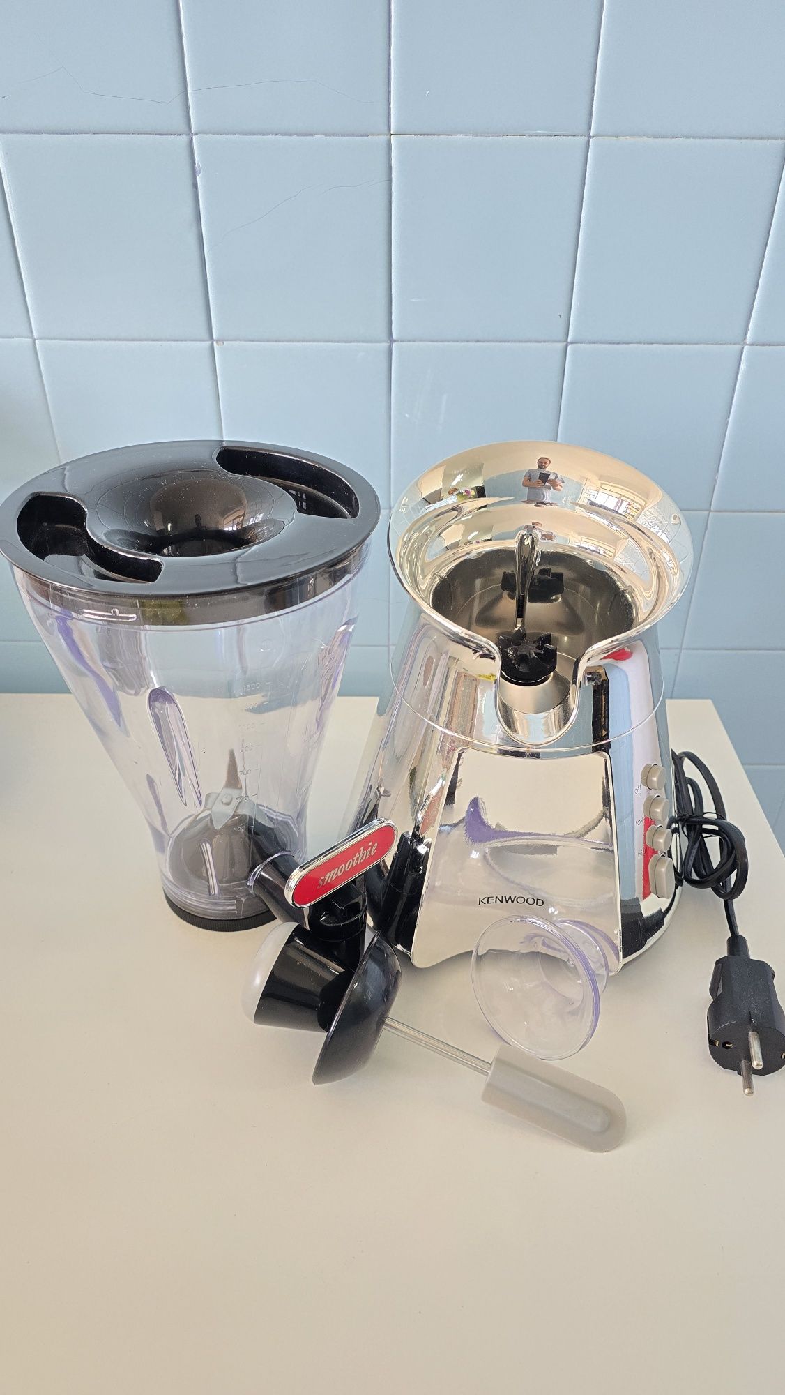 Liquidificador Smoothie Kenwood SB266