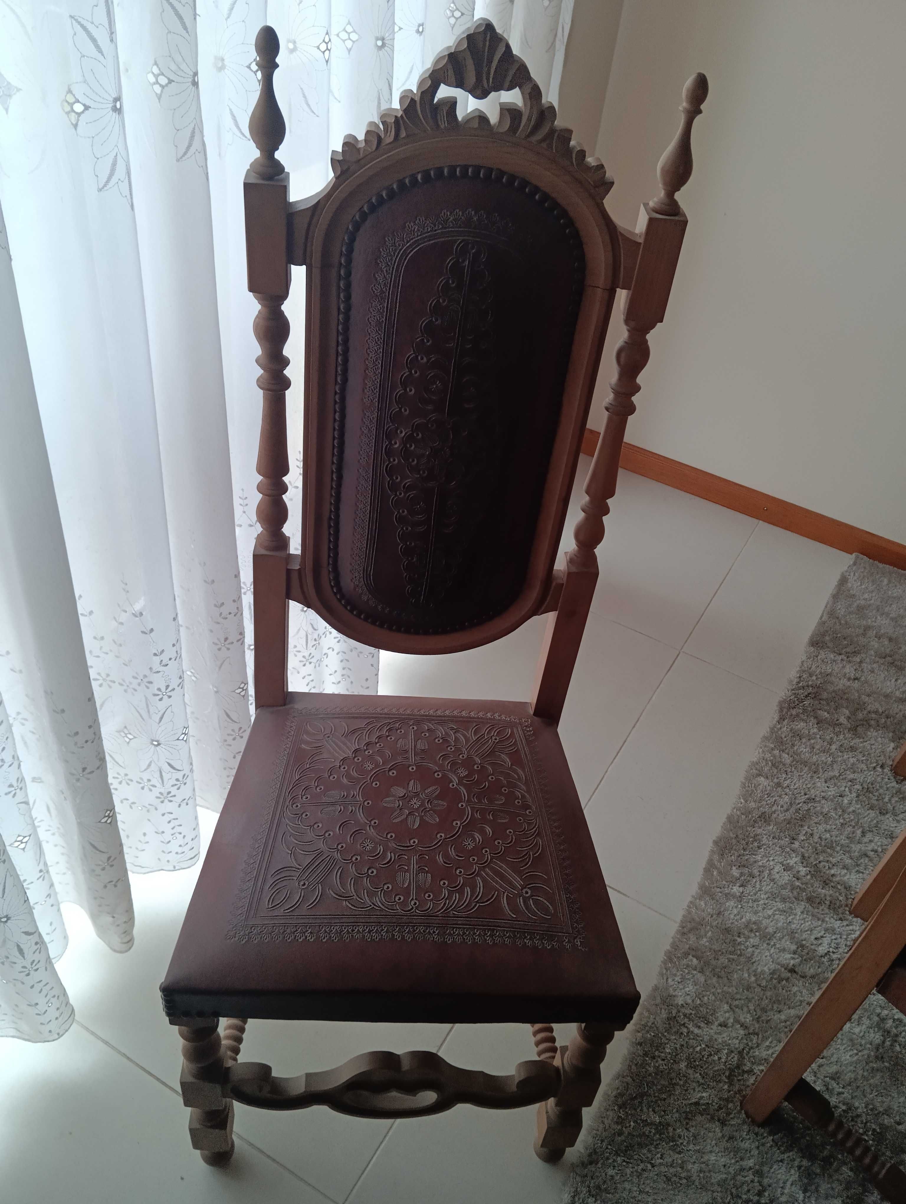 Mobília de sala em bom estado