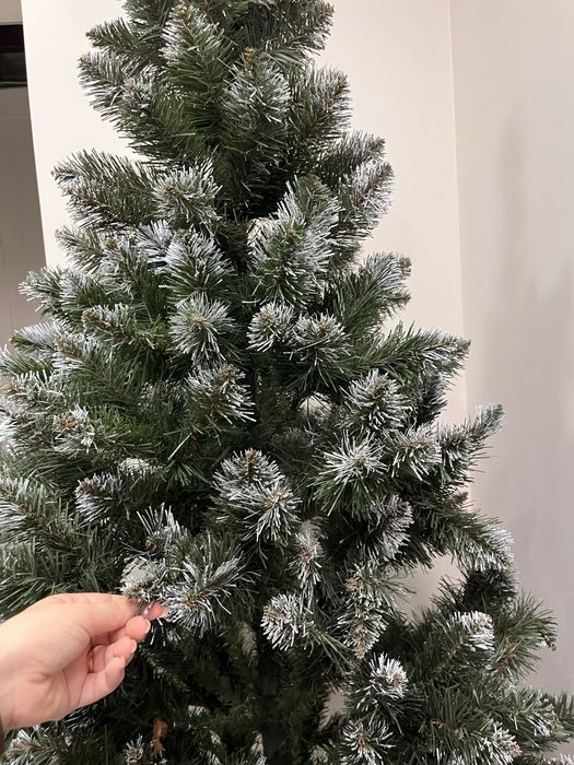 Ялинка для затишку вашого дому
