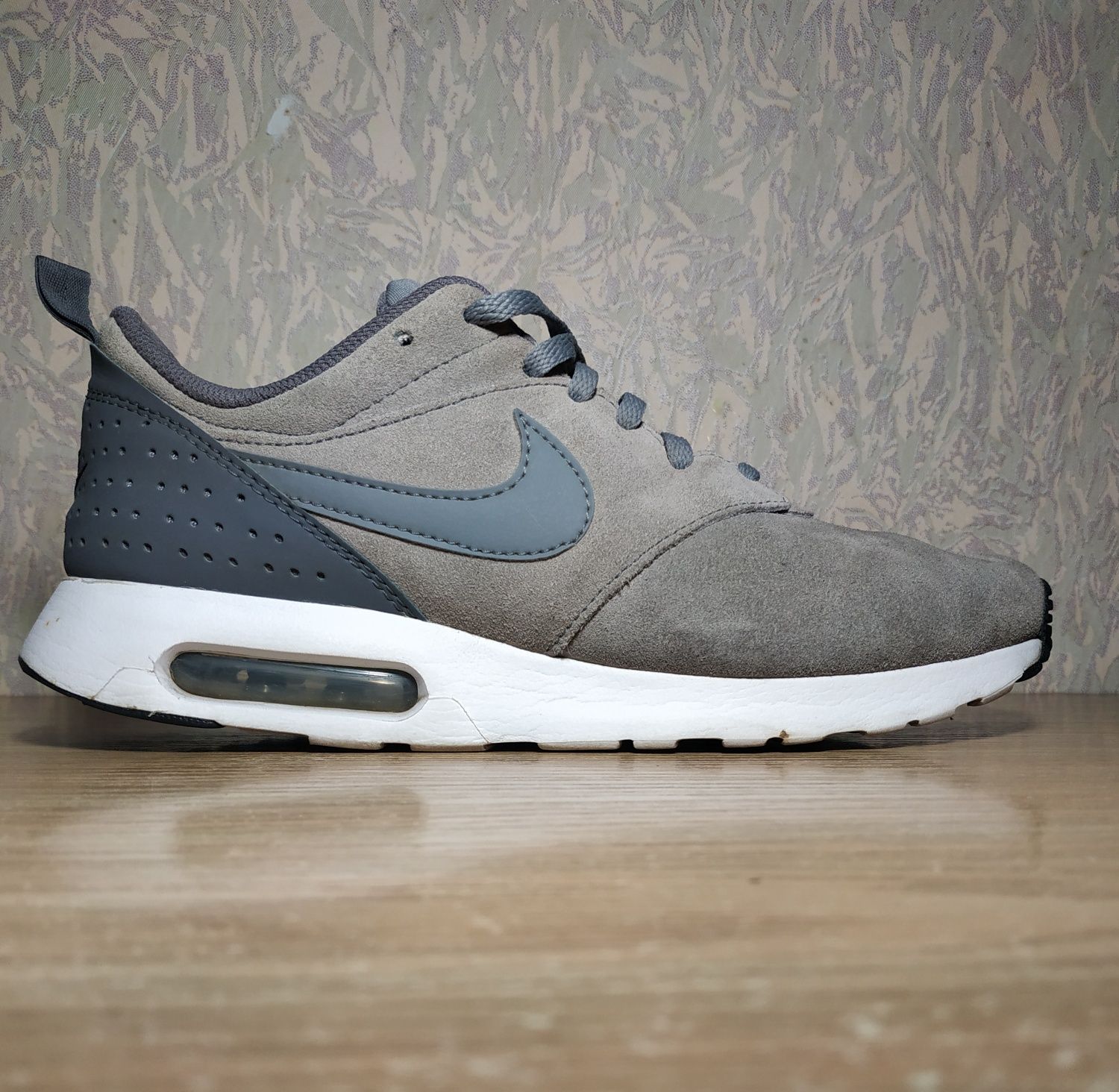 Кроссовки мужские Nike Air Max Tavas LTR