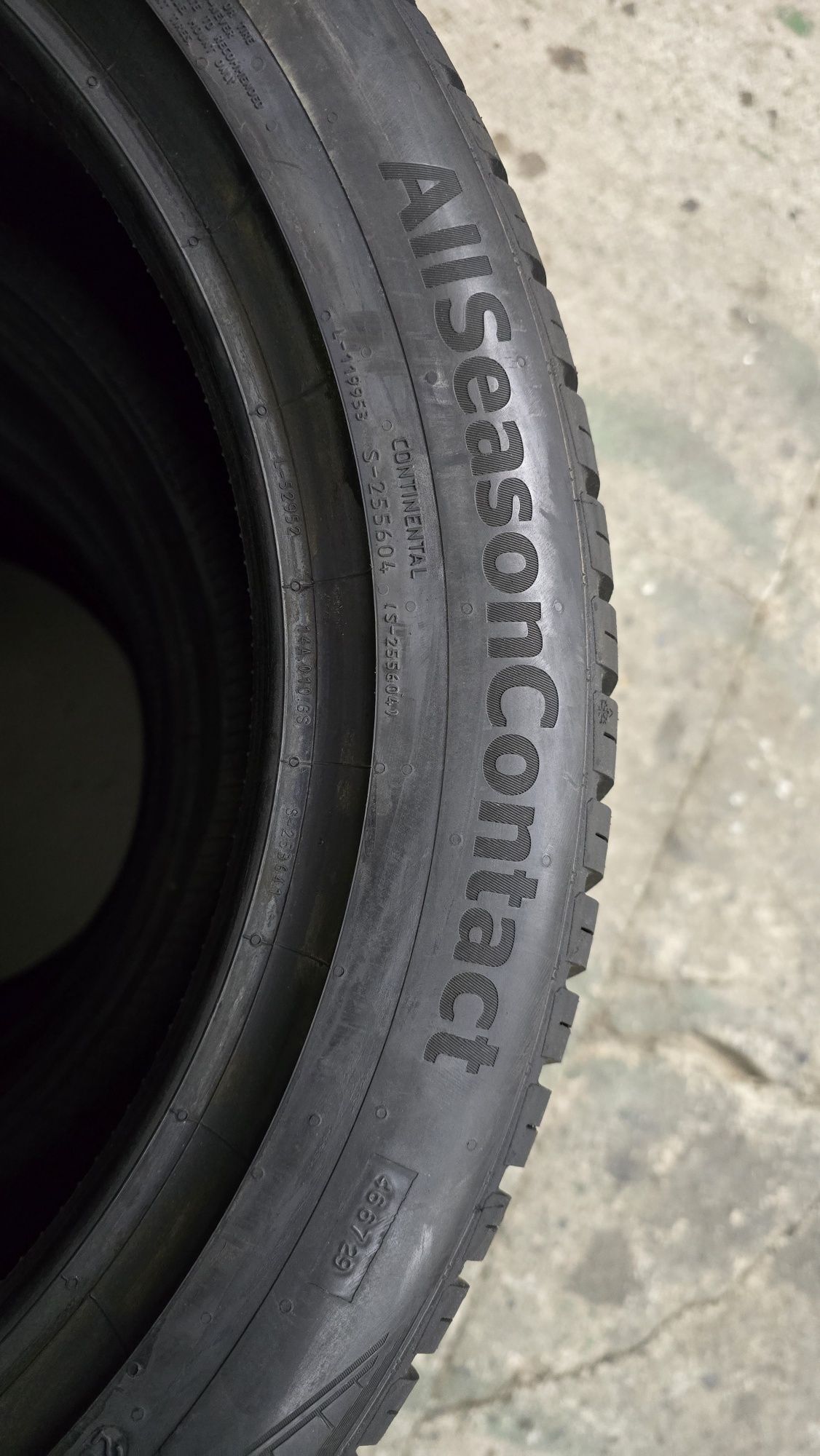 P22 4 x 225/50R18 Continental Allseason Contact 99W XL wielosezonowe