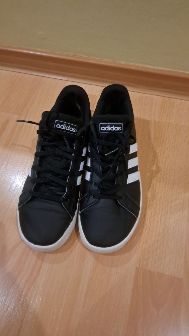Buty adidas 37 i 1/3
