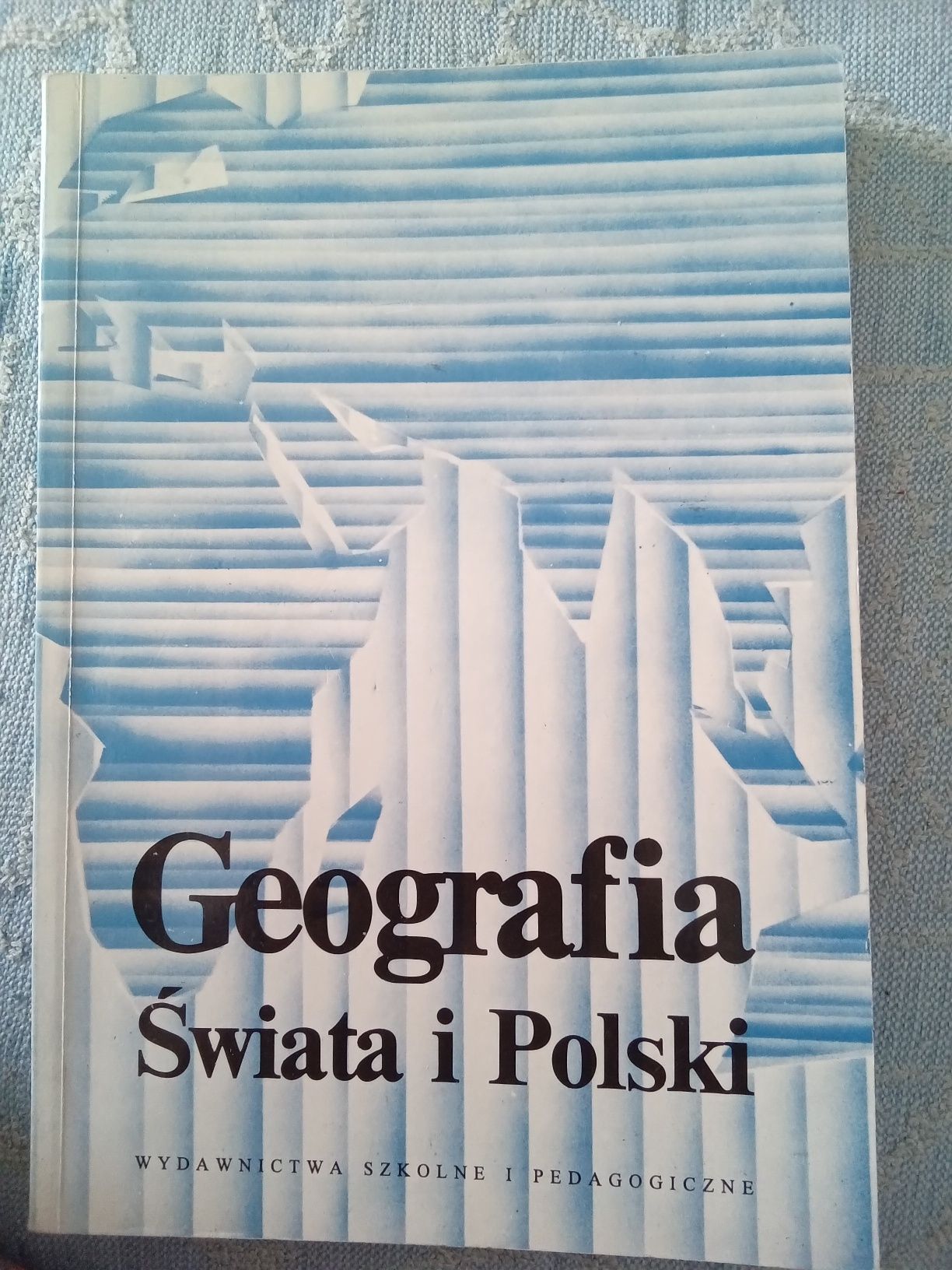 Geografia Świata i Polski podrecznik