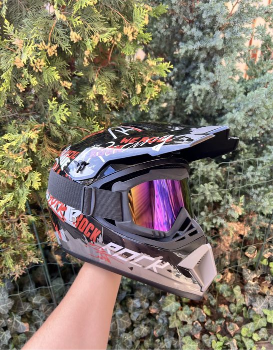 Мотошолом Ендуро , Шлем, кросовий шолом