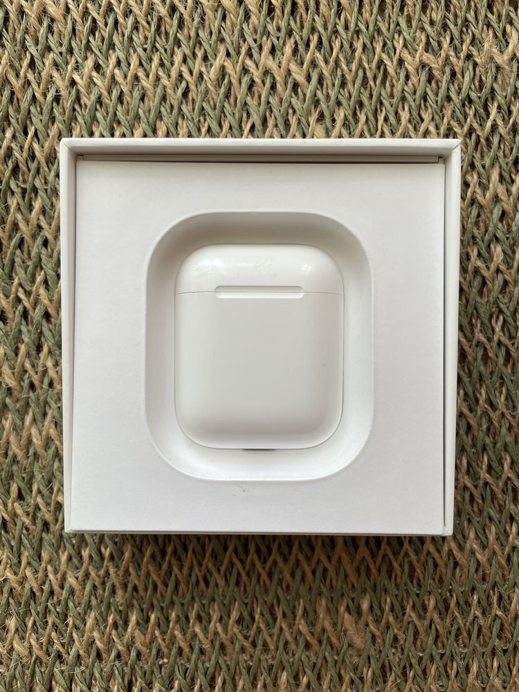 Зарядний кейс Airpods 2, оригінал