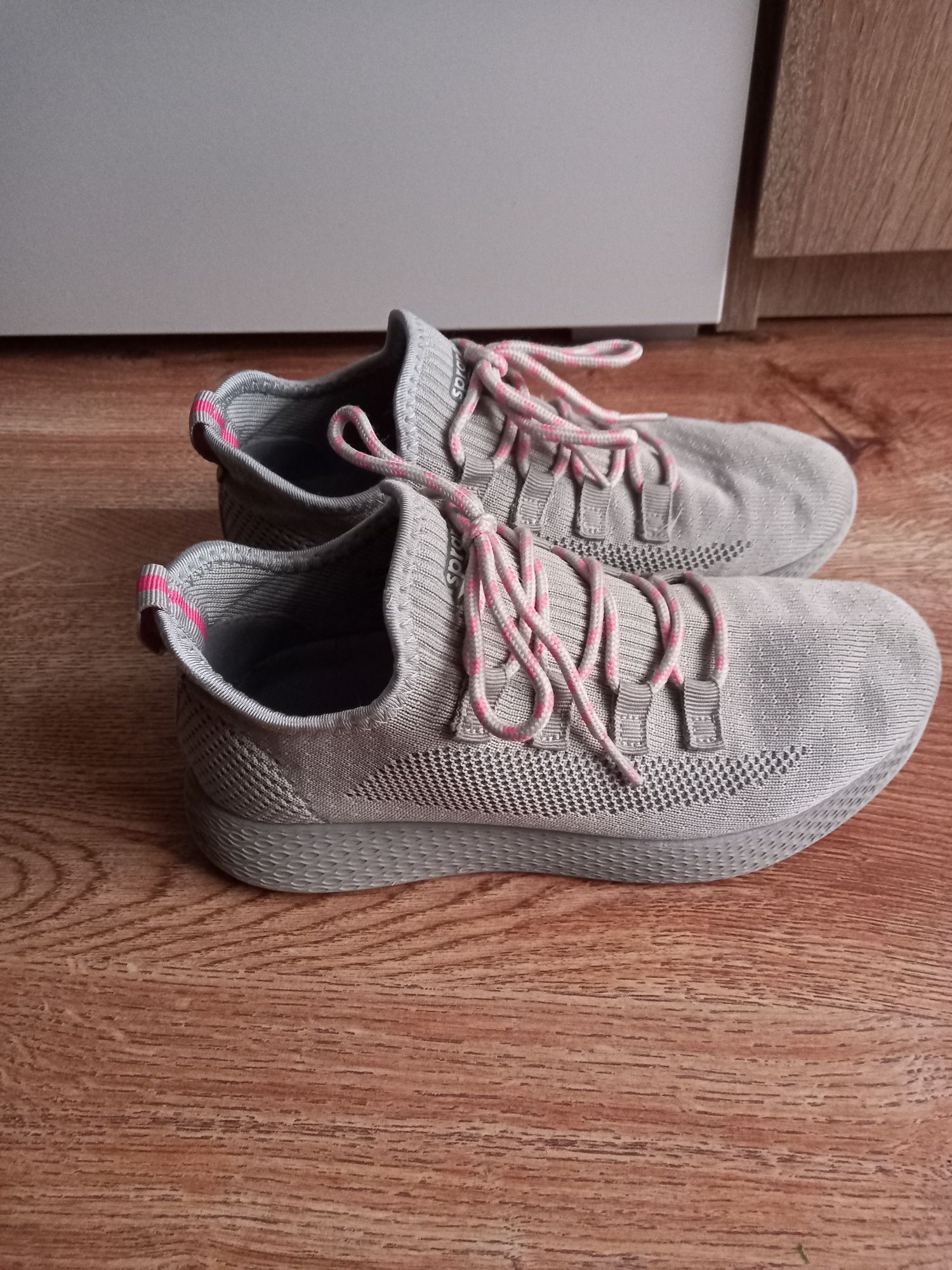 Sneakersy Sprandi dziewczęce r 34