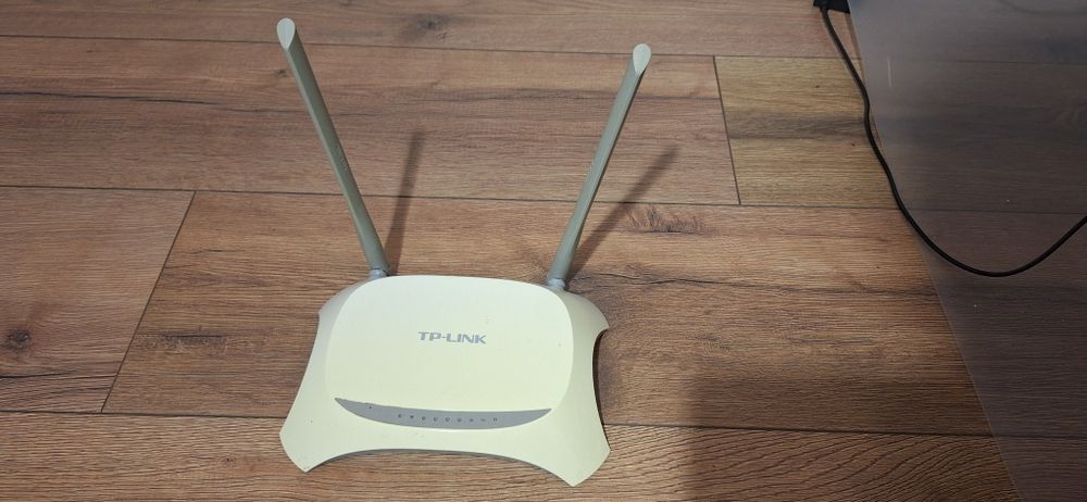 Router TP-LINK MR 3420
