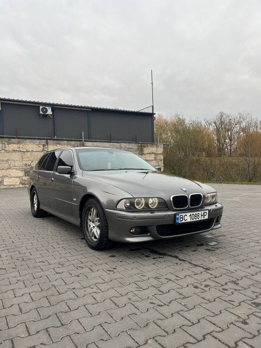 BMW e39 2002 рік автомат
