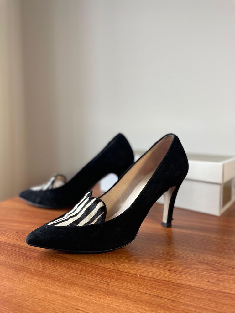 Sapatos- marca Sofia Costa
