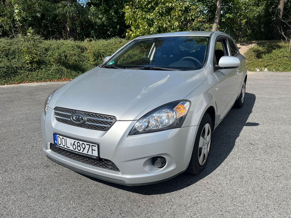 Kia Ceed Kia Pro Ceed ładna i czysta. Bez nakładu