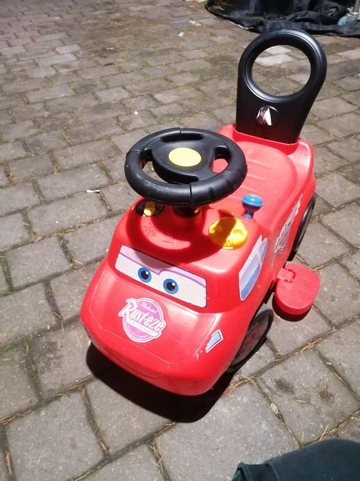 Samochód dla mały dzieci