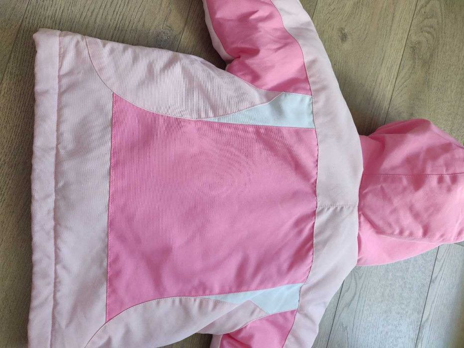 Зимова куртка на дівчинку