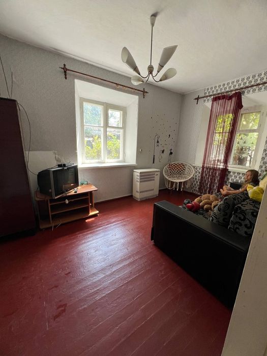 Продам будинок в районі центрального ринку