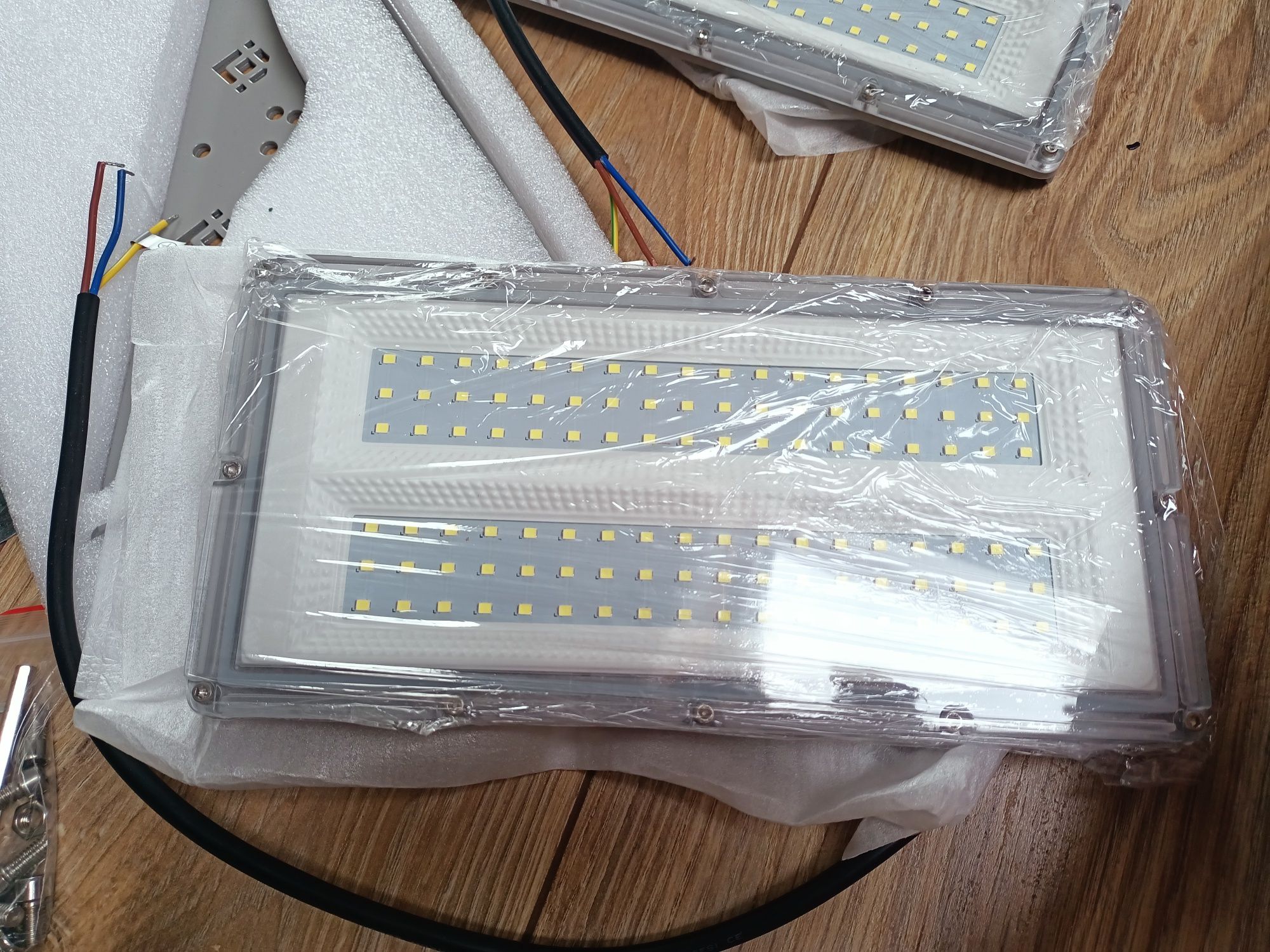 Lampy floodlight df04