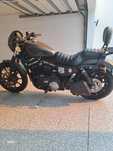 Harley-Davidson 883