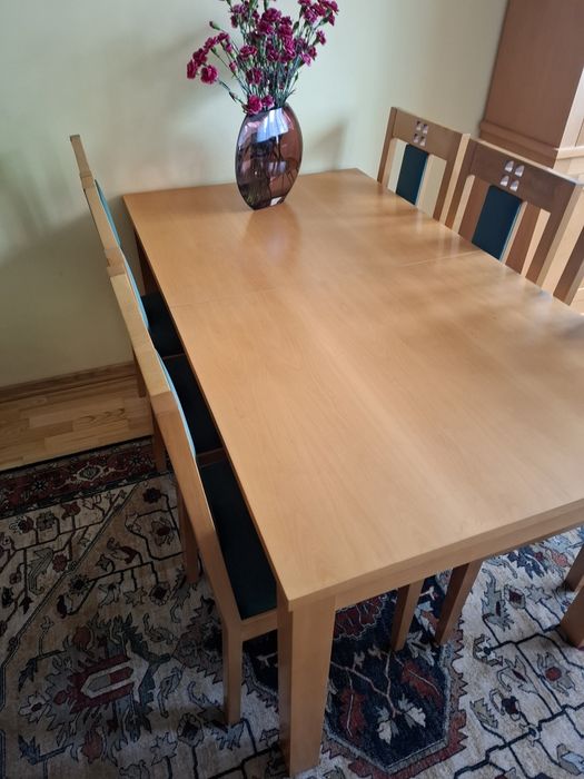 Stół oraz krzesła 6 szt