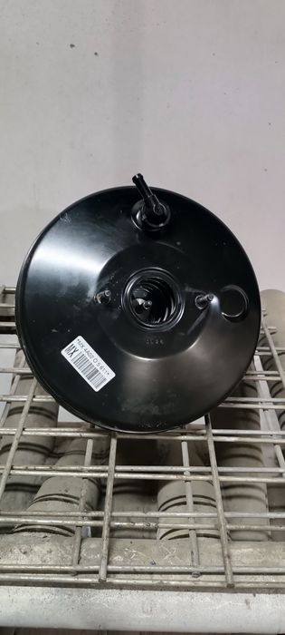 Вакуумний підсилювач гальм