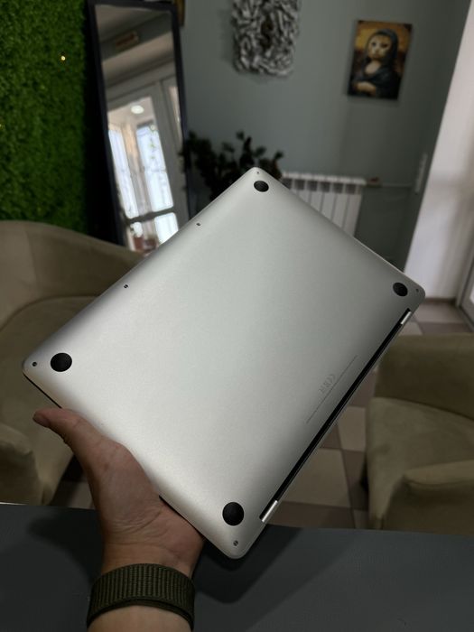 MacBook Pro 13, 2020, Apple M1, 256gb, Silver