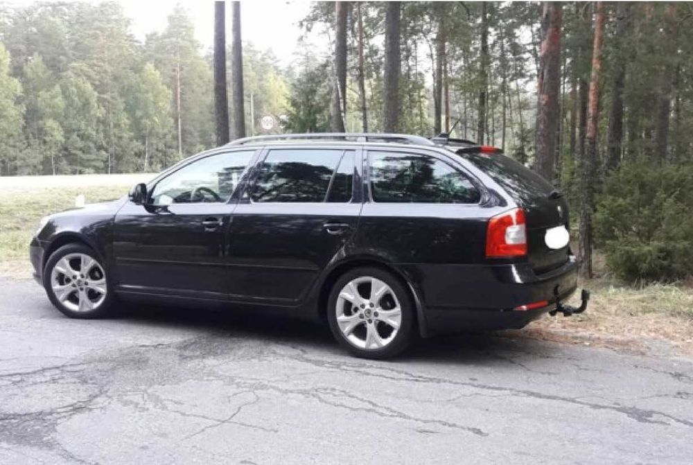 Tani wynajem samochodów Wypożyczalnia aut