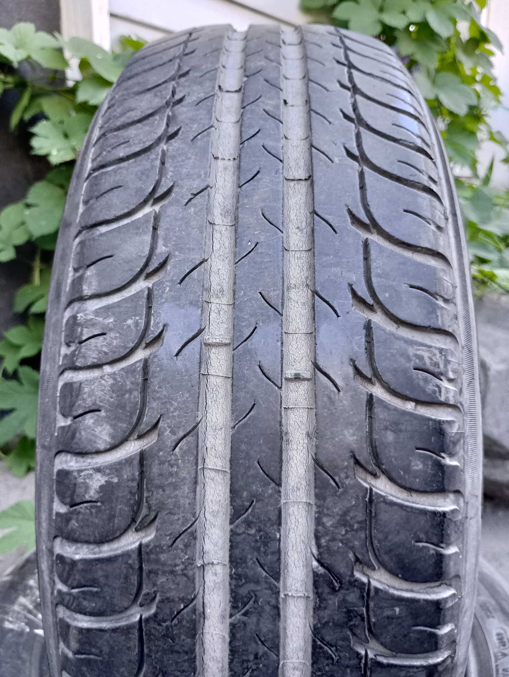 Резина Bfgoodrich G-grip 185/60/R15 Лето Пара