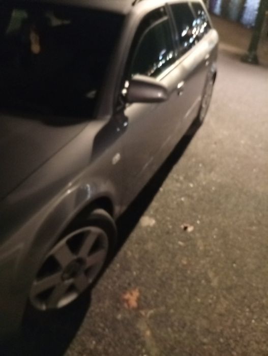 Audi A4 em bom estado