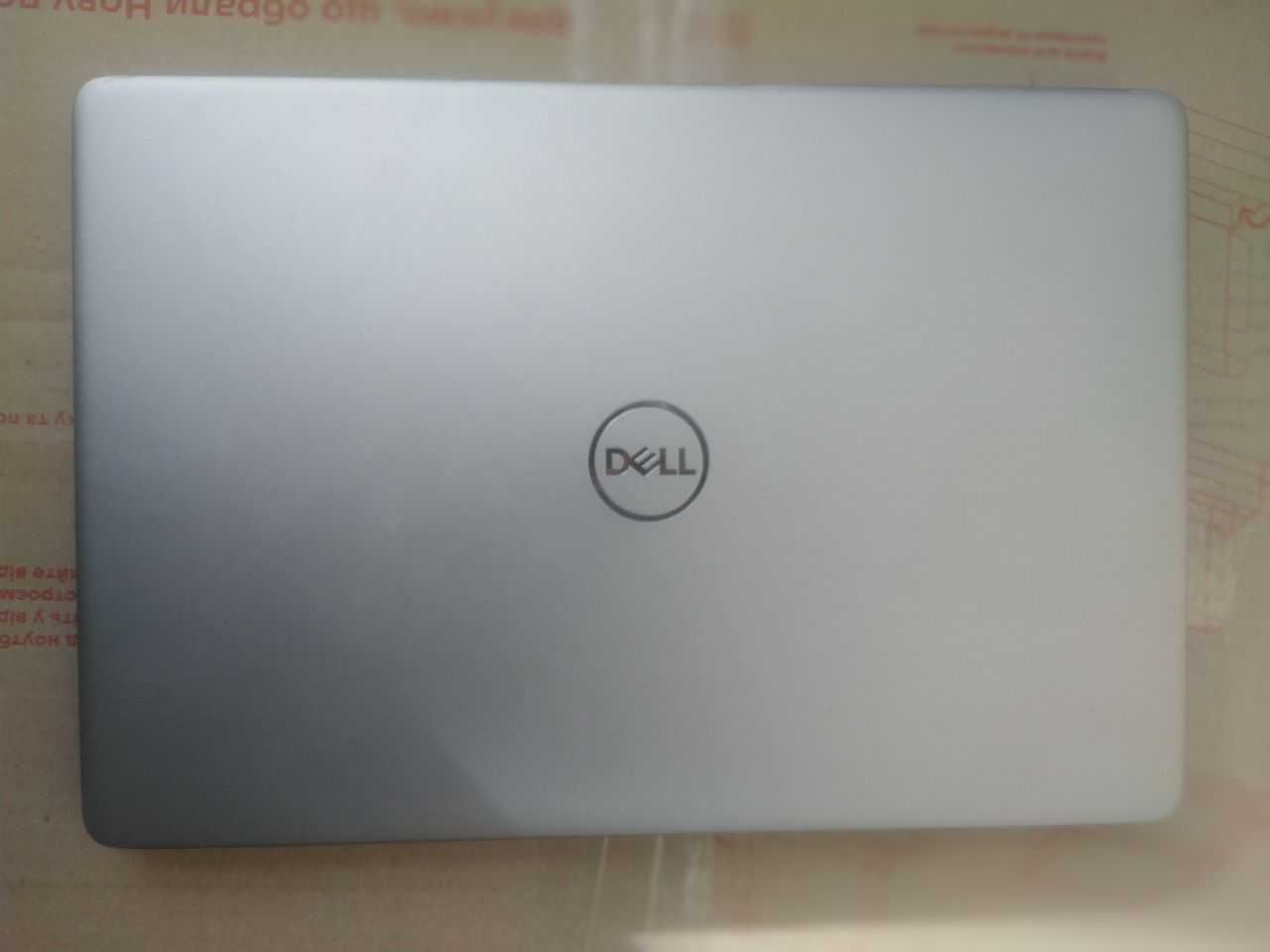 Ноутбук Dell Vostro 5370/i5-8250U/14" FHD