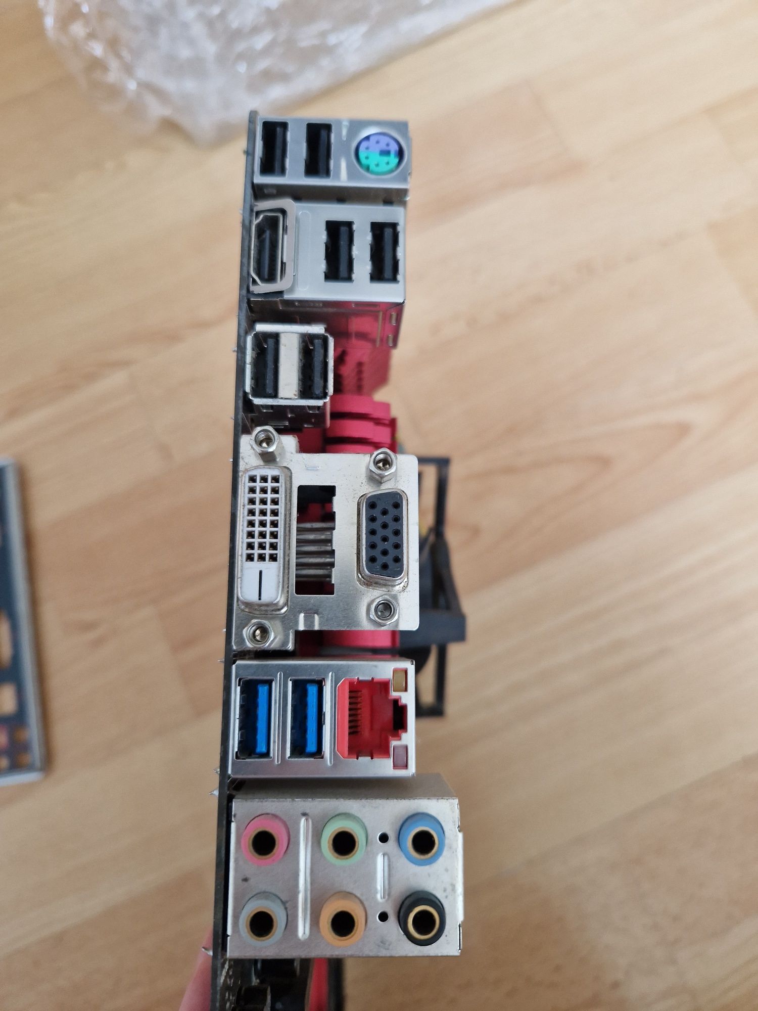 Якісна ігрова Материнська плата сокет1150 socket1150