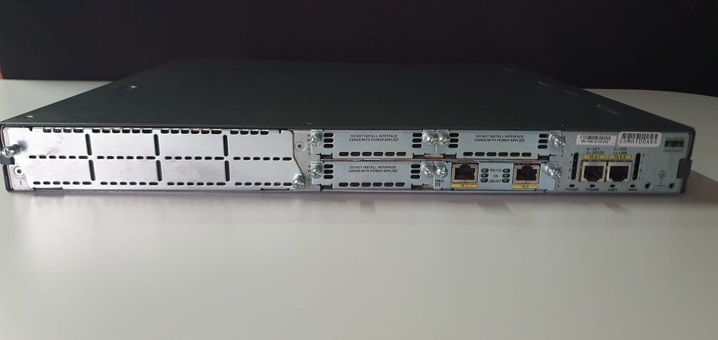 Router przewodowy Cisco 2811-SEC/K9