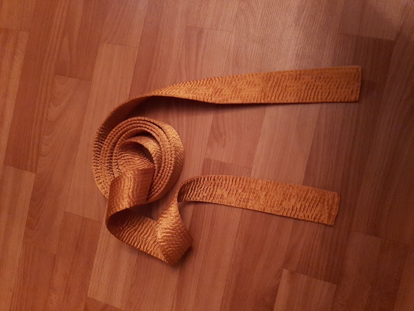 Пояс для единоборств Playwell 250 см ,цвет золотой