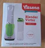Blender z dwoma butelkami. CASENA