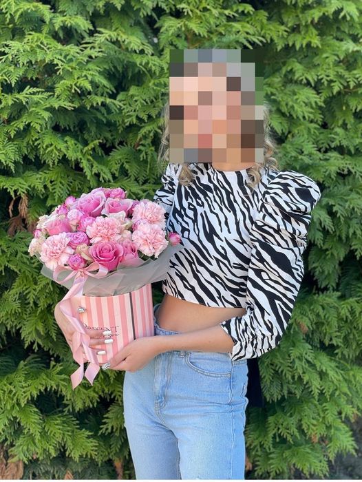 Жіночий святковий топ