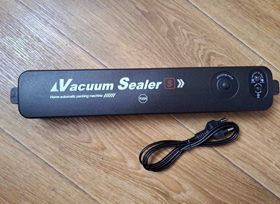 Вакуумный упаковщик Vacuum Sealer  вакууматор