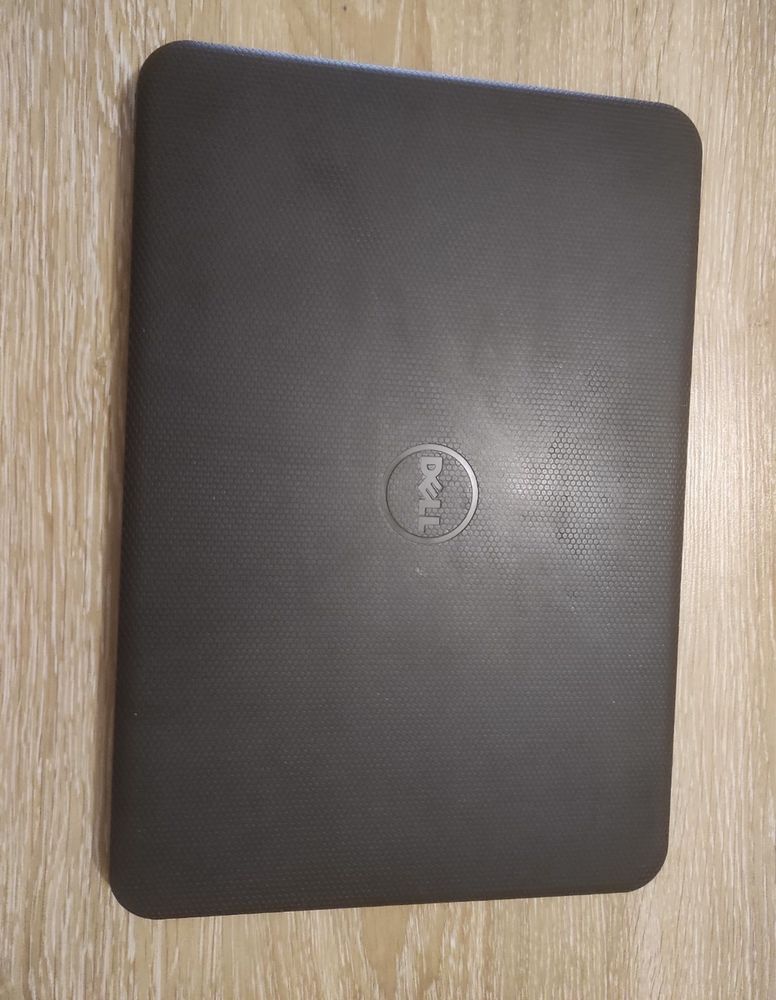 Ноутбук Dell Inspiron