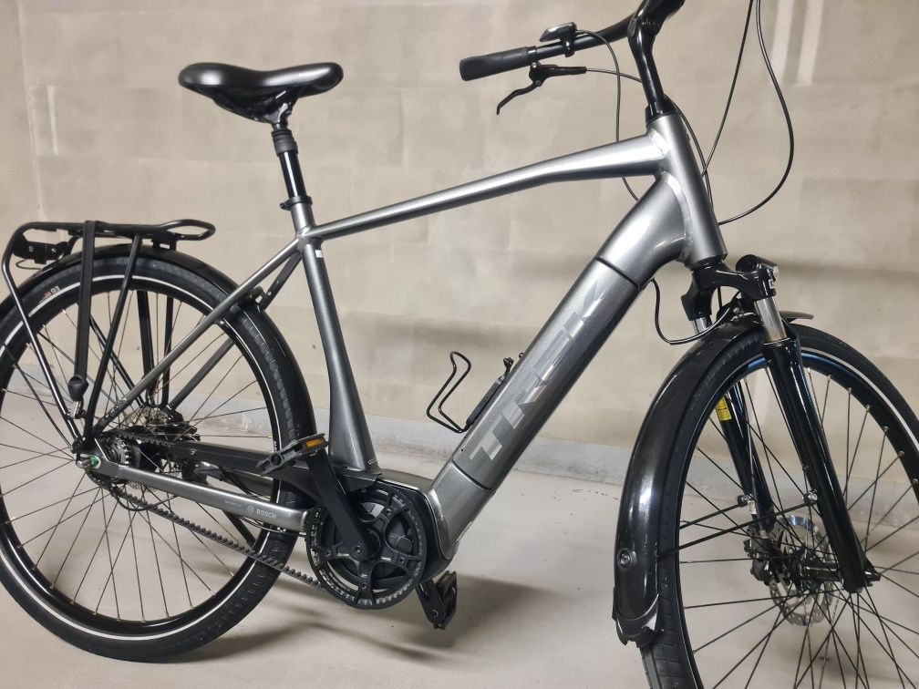 Rower Trek district 7 + XL duży Bosch pasek męski elektryk elektryczny