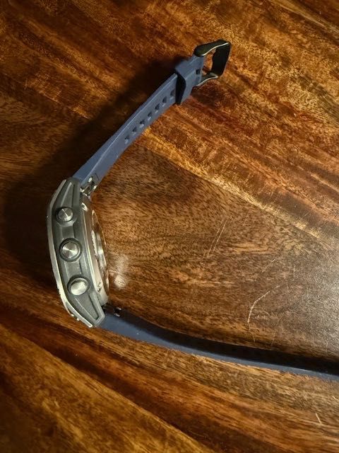 Smartwatch Garmin Epix Gen 2, srebrny. Stan idealny
