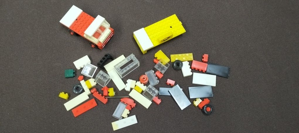 Mini Auto Pebe.Klocki Lego Prl