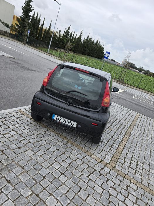 Peugout 107  de 2008