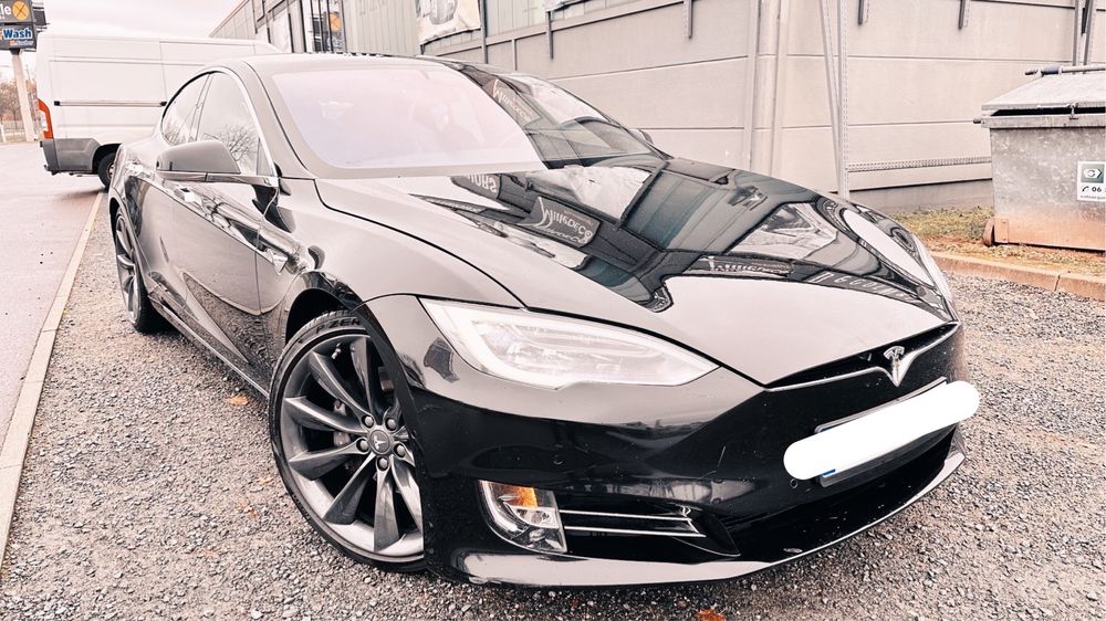 Tesla model S 100D CCS winter edition