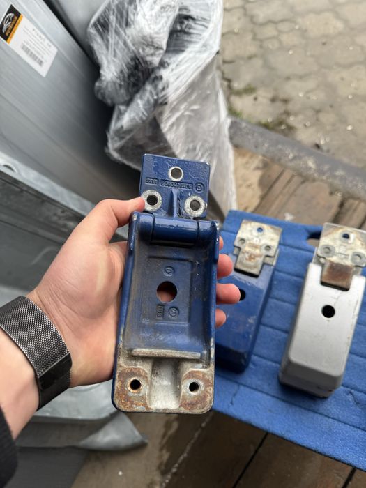 Завіси Петли Двери Спринтер 903 CDI LT35 180 градусів