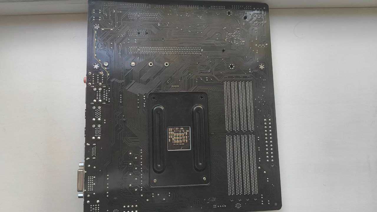 Материнська плата Gigabyte GA-AB350M-DS3H V2 (Socket AM4)
