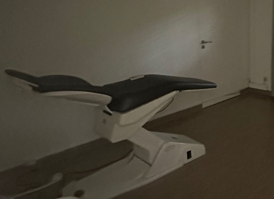 Vendo Cadeira dentária automatica