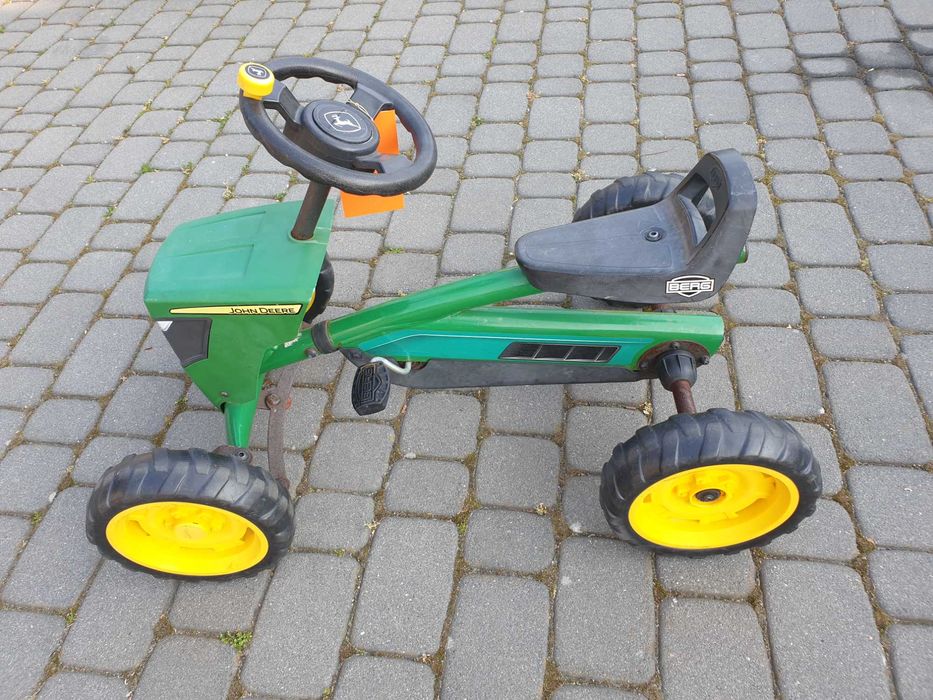 Gokart na pedały BUZZY JOHN DEERE 2-5 lat  BERG