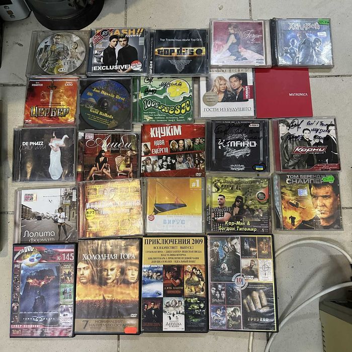 39штук Диски DVD фільми музика ігри Вінтаж