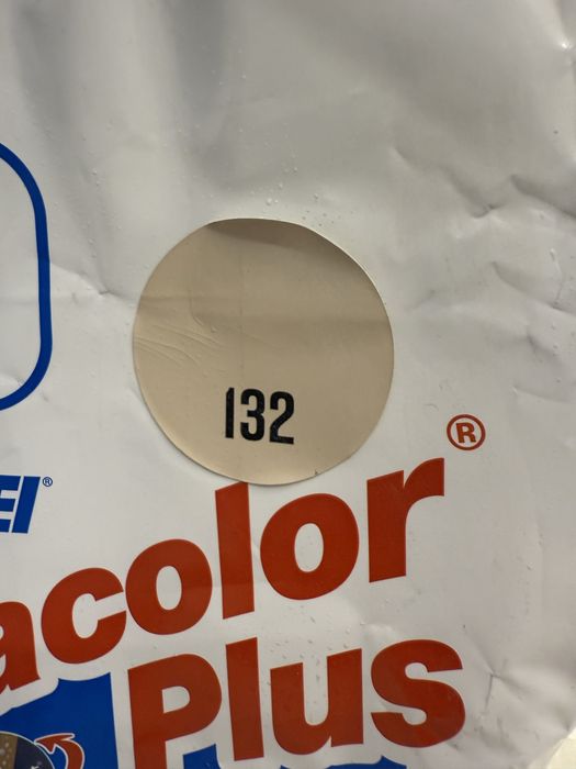 Продам Затирка для плитки Mapei Ultracolor 132