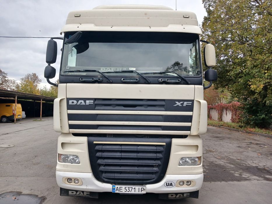 DAF XF 105.460 євро 5 з причіпом
